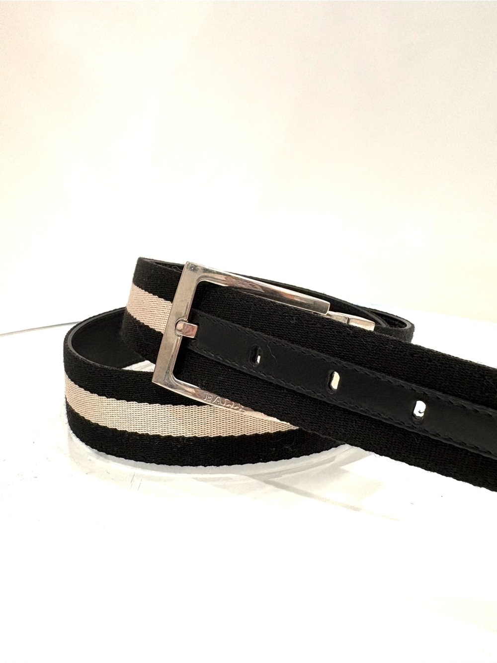 $350 Men's Bally Switzerland Tonni Webbing Leather Belt Size 95 / 38
